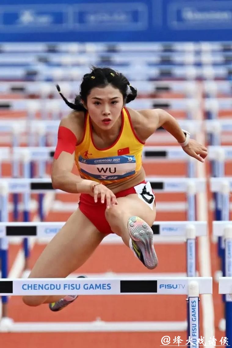 世锦赛女子100米栏 吴艳妮13秒12小组第五无缘半决赛